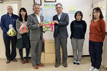 杉並学園さまへの寄付